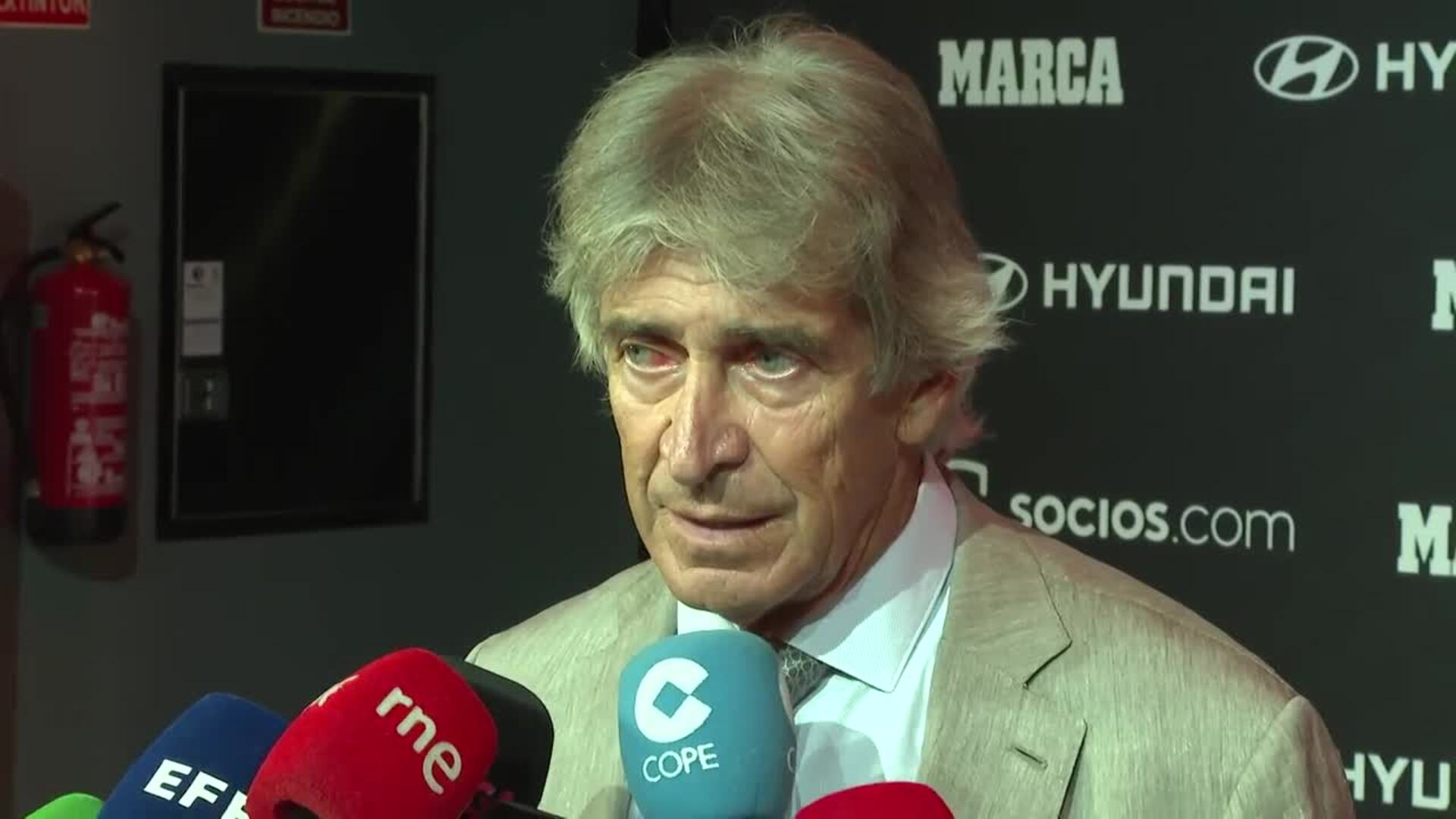 Pellegrini: "No es fácil conseguir un puesto de Liga de Campeones, pero lo vamos a intentar"