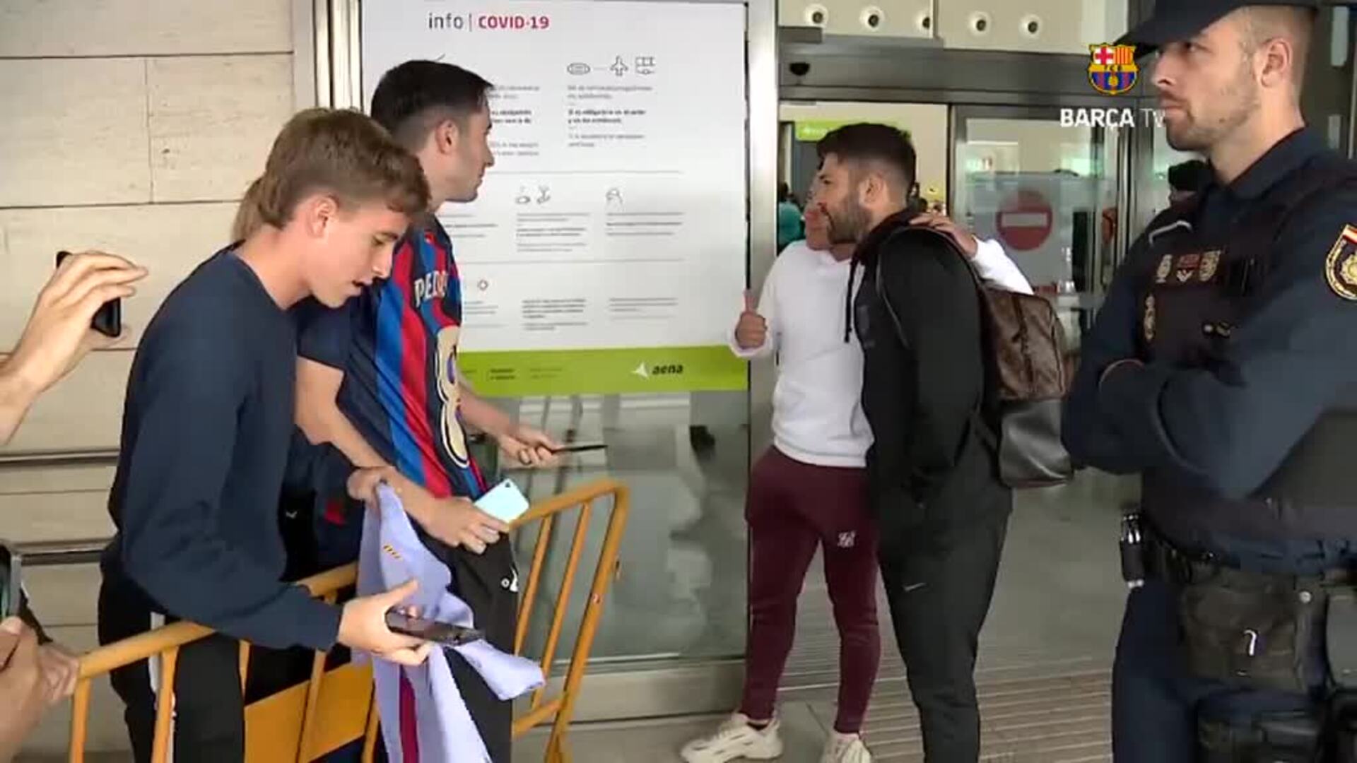 El Barça llega a Pamplona con el objetivo de mantenerse líderes antes del parón mundialista