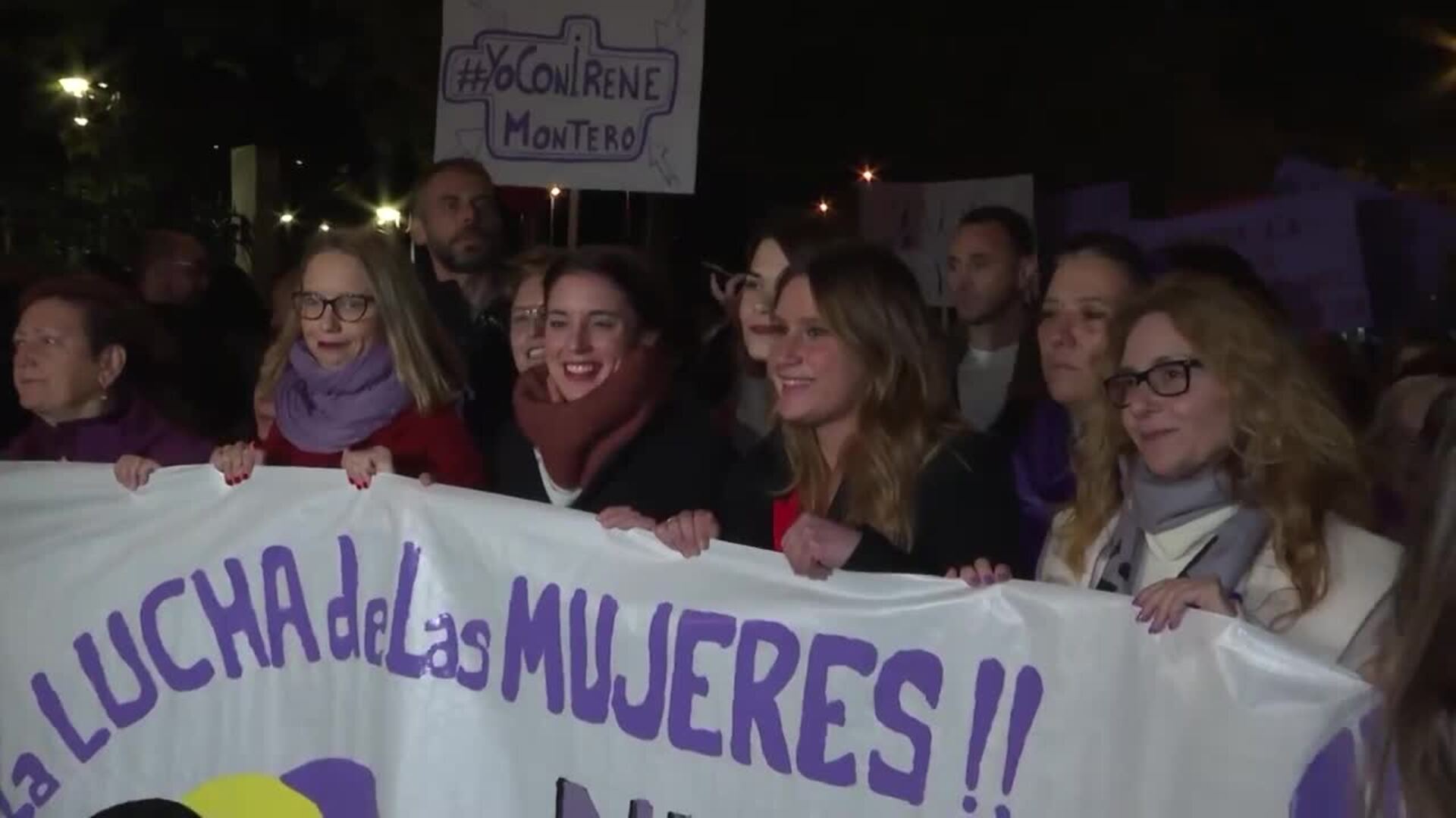 Montero acude a la manifestación convocada por el movimiento 8M Vallecas