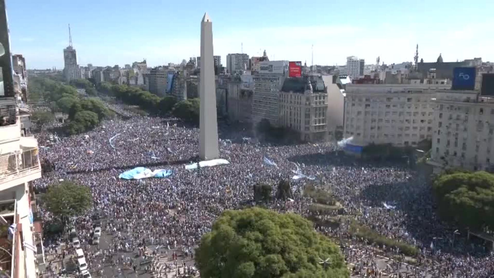 Buenos Aires celebra el triunfo en el Mundial con una fiesta histórica en las calles