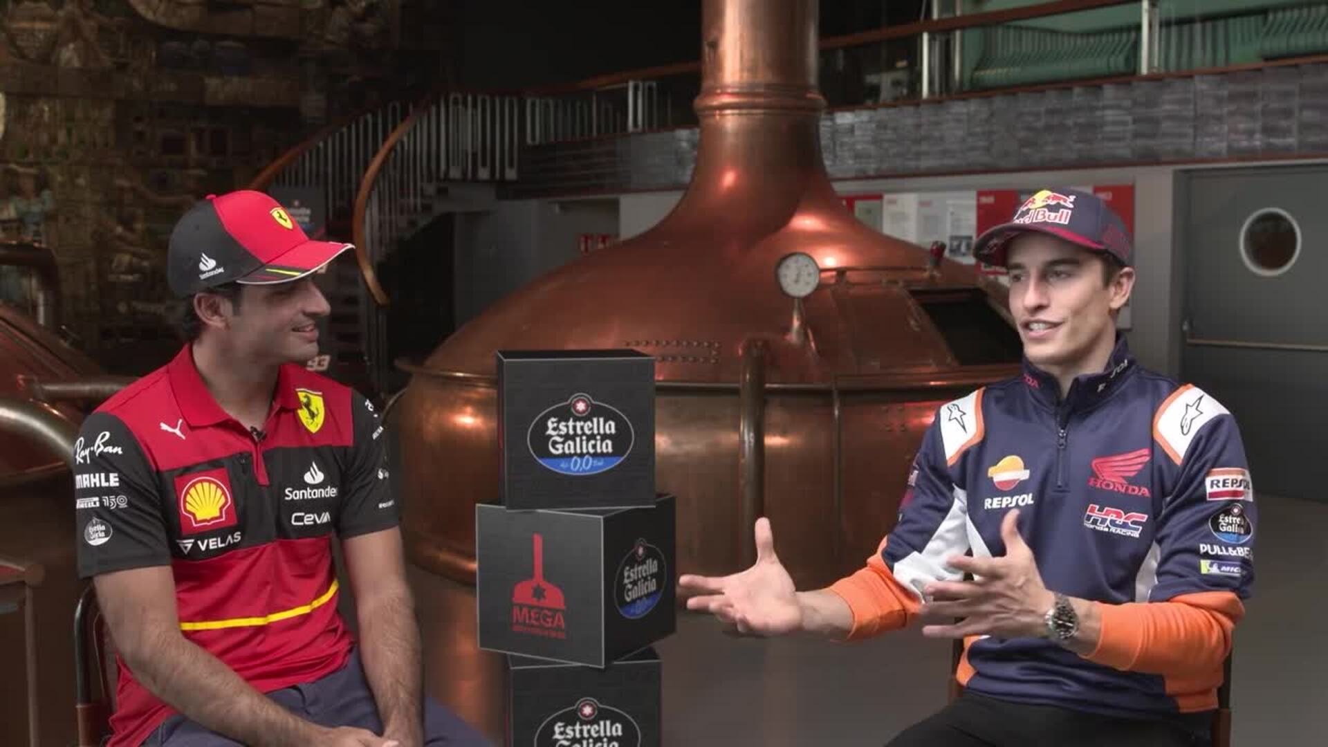 Carlos Sainz y Marc Márquez apuestan por ganar sus Mundiales en 2023