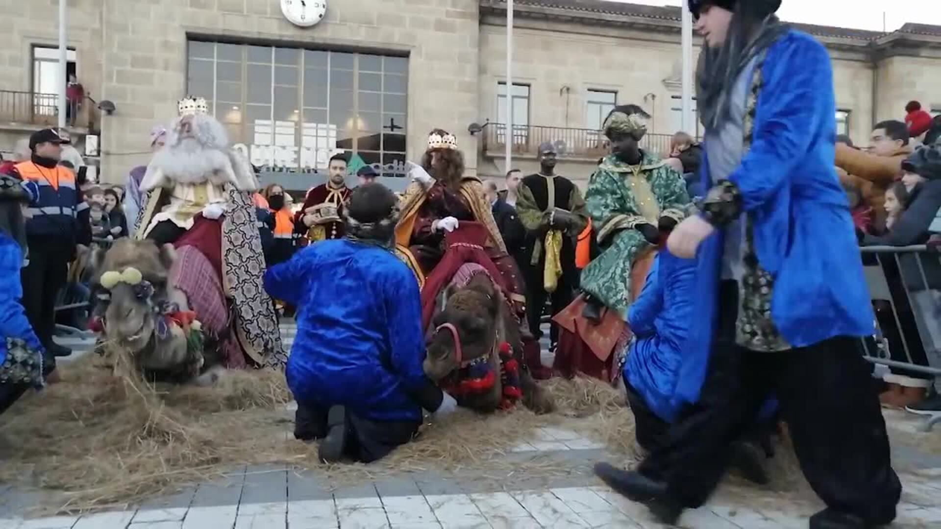 Los Reyes Magos llenan de ilusión y alegría las calles de Ourense