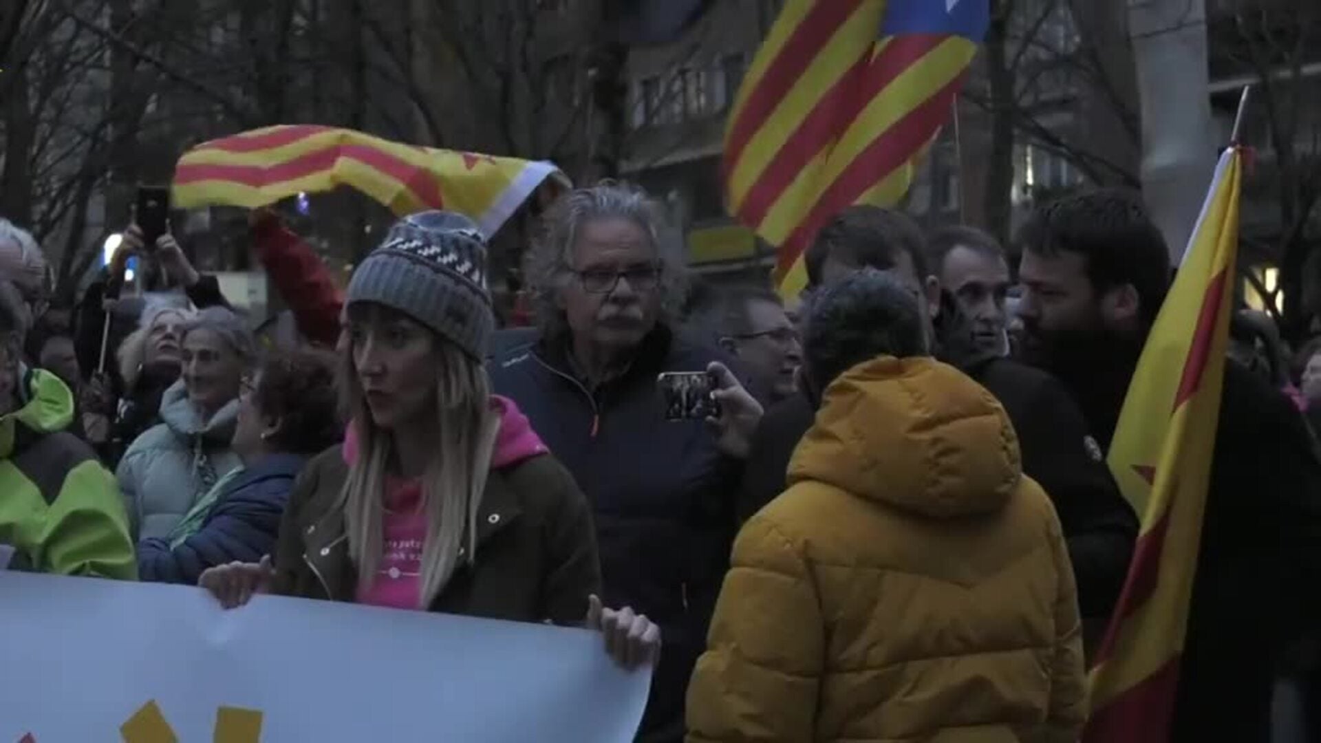 Miles de personas se manifiestan en Bilbao en apoyo a los presos de ETA