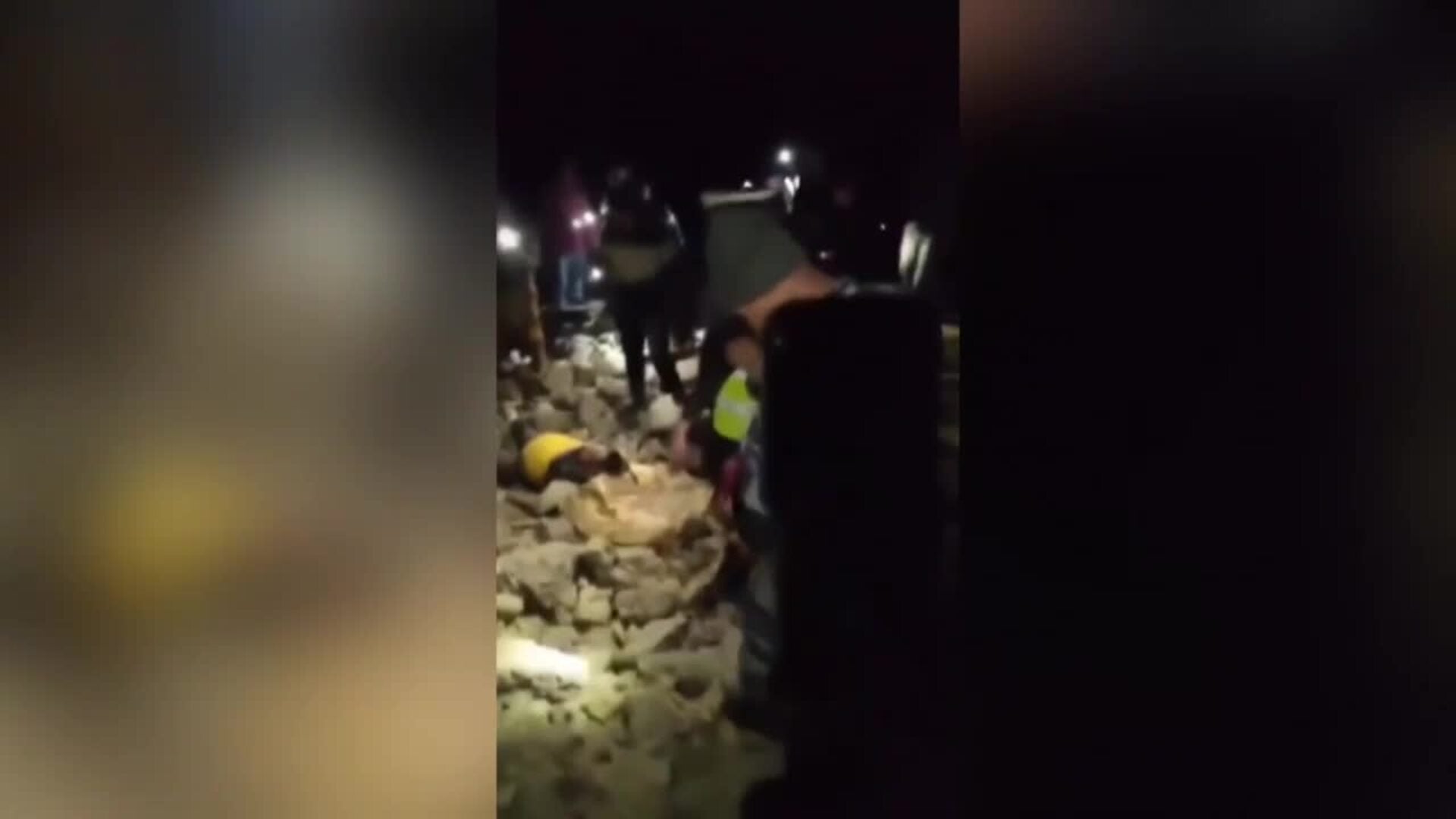 Al menos 19 muertos en un accidente de autobús con turistas extranjeros ...