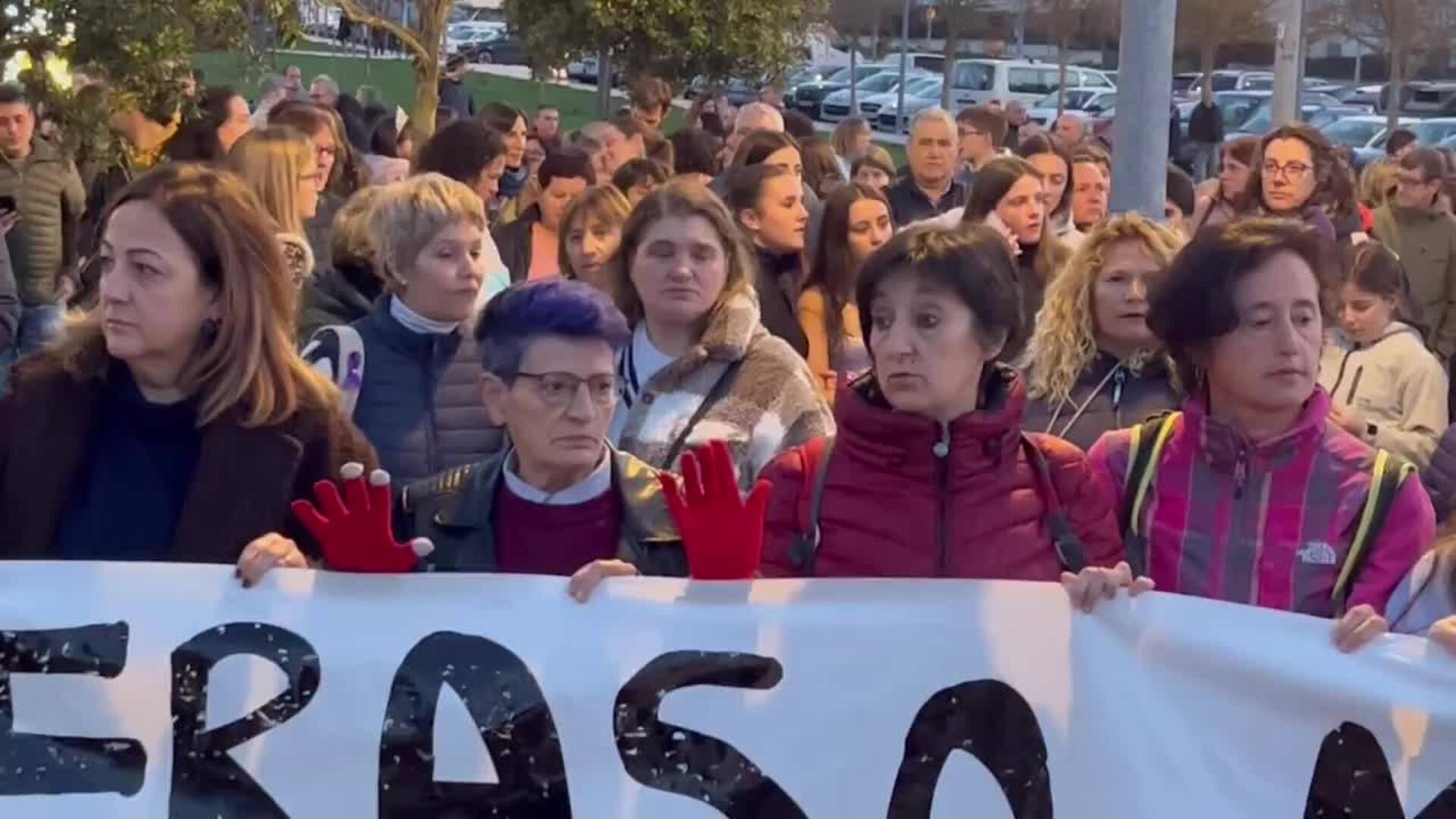 Sarriguren clama contra la violencia machista tras el asesinato de una ...