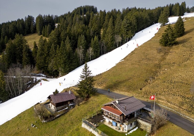 Imagen inédita de las estaciones de esquí de Los Alpes suizos el pasado diciembre.