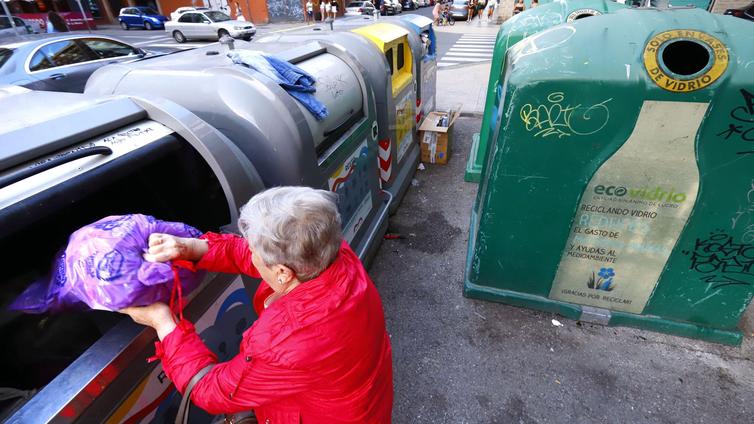 Así recogen la basura los tres municipios españoles que Europa pone como ejemplo por su reciclaje