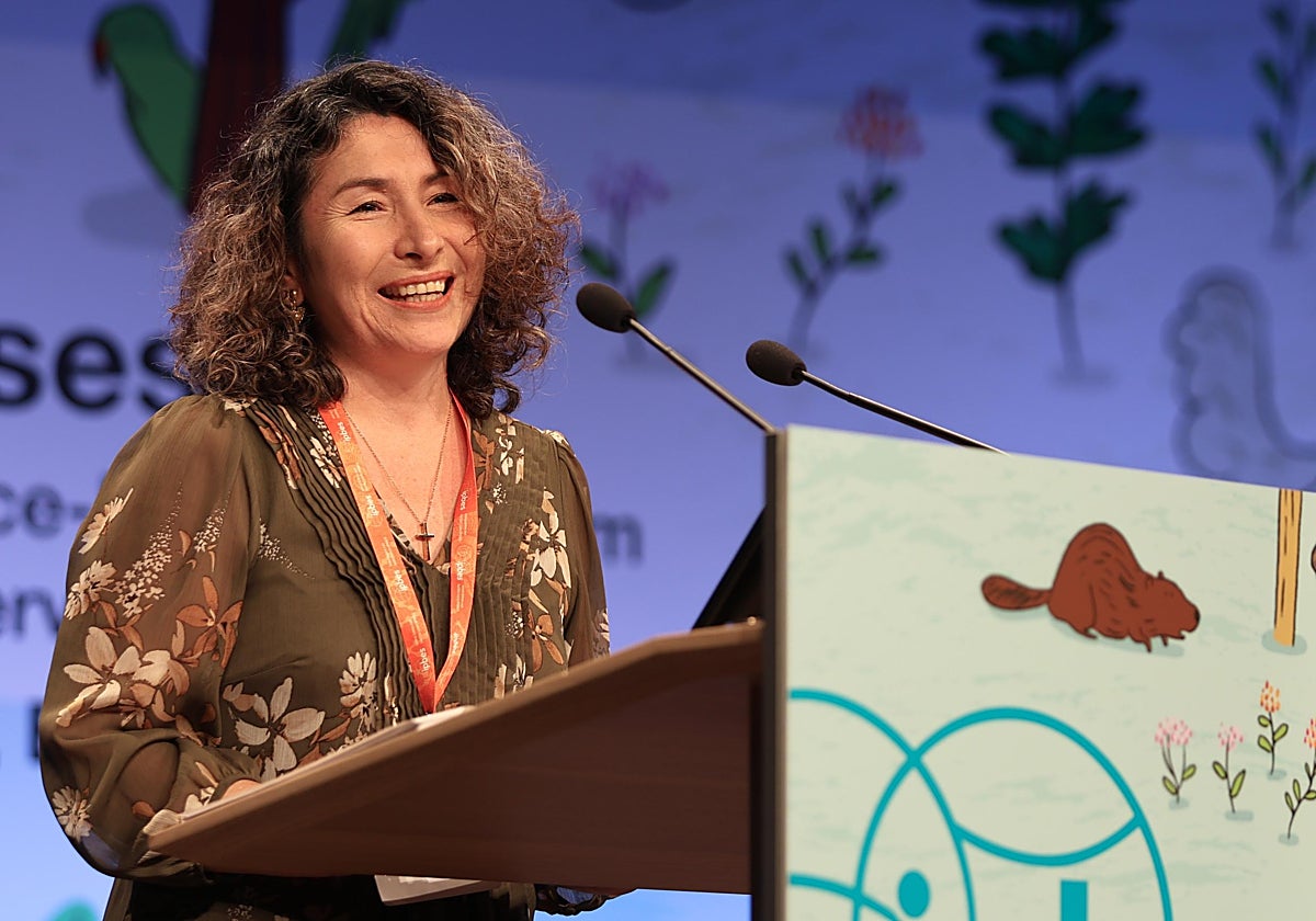 Ana María Hernández.