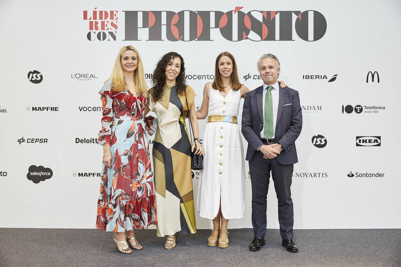 Elena Rey, directora de Relaciones Institucionales, Carolina Ledesma, directora de Talento; Andrea Escobedo, directora de Cultura; y Antonio Belmonte, director de Marca de Deloitte