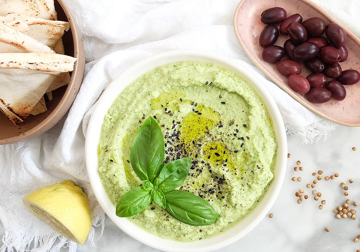 Así se prepara el puré vegetal de versión árabe Baba Gaboush, según la versión de @24zanahorias, con calabacín.