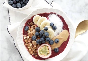 Desayuno de colores: así se hace el bol de açai lleno de antioxidantes