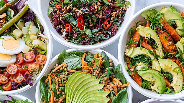 Para mantener regulada la grelina es interesante comer alimentos saciantes.