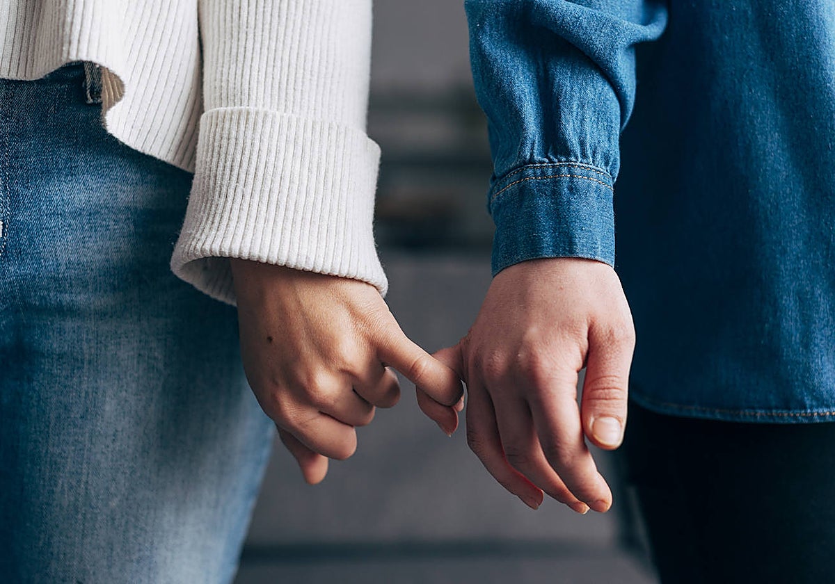 Por qué nos cuesta confiar en nuestros ligues.