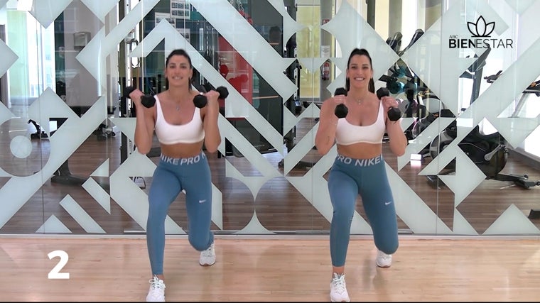 Cuerpo firme y fuerte con cuatro ejercicios: rutina diaria fácil y rápida