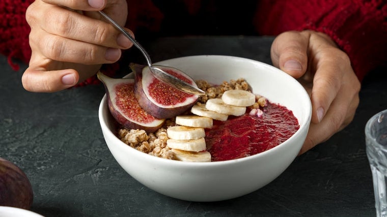 Cómo hacer un bol para obtener todos los beneficios de un desayuno equilibrado