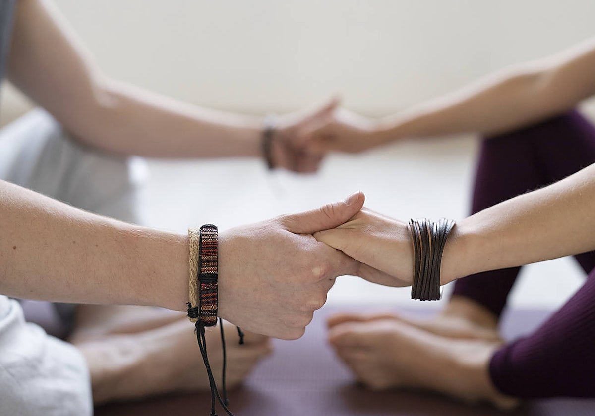 Por qué la meditación guiada puede ayudarte a equilibrar tu mente