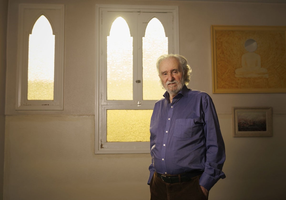 Ramiro Calle, en su Centro de Yoga Shadak, en Madrid.