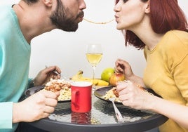 Alimentos afrodisiacos y 'sploshing': cuando la comida y el sexo van de la mano