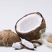 ¿Es bueno usar aceite de coco para hidratar la zona íntima?