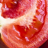 El poder del licopeno o por qué un compuesto del tomate, la sandía o la papaya protege la piel del envejecimiento prematuro