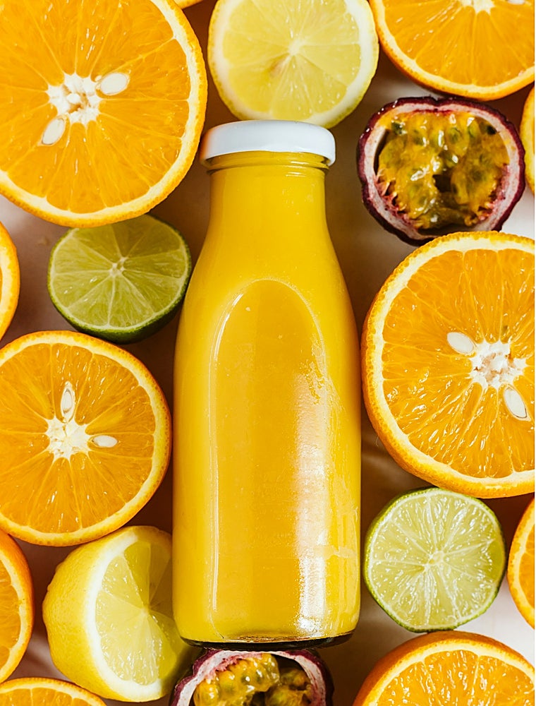 La fibra es una de las principales diferencias en el consumo de un zumo o una fruta