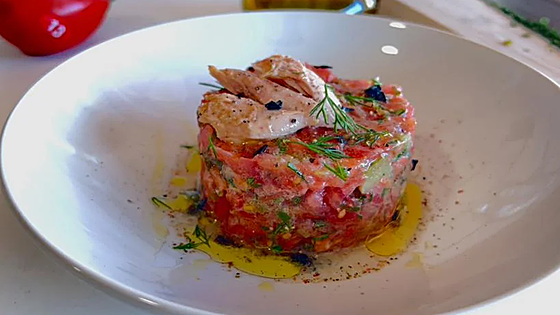 Tres recetas ligeras con tomate para tus cenas de verano