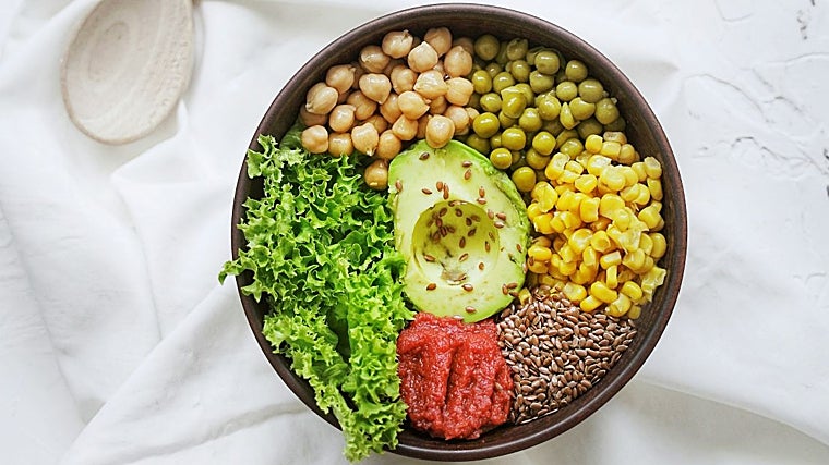 Hay que tomar verduras y equilibrar con proteínas.