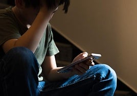 Marta Jiménez, neuropsicóloga: «No puedes curar tu mente con parches como Netflix, redes sociales o comida»