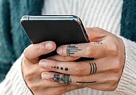 El doctor Manuel Viso avisa a los que usan el móvil nada más despertarse: «Mi recomendación es...»