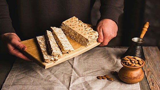 Turrón sin azúcar, cómo leer el etiquetado y saber si realmente es una mejor opción