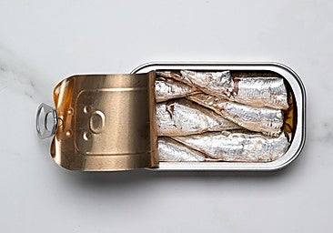 Boticaria García, nutricionista: «Las sardinas, sobre todo las de lata, protegen tus huesos en verano porque tienen vitamina D»