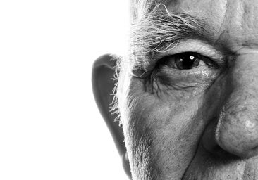 Sebastián La Rosa, médico experto en longevidad: «El sol es responsable del 90% del envejecimiento de la cara. La diferencia del daño acumulado cuando comparas con otras partes del cuerpo es brutal»