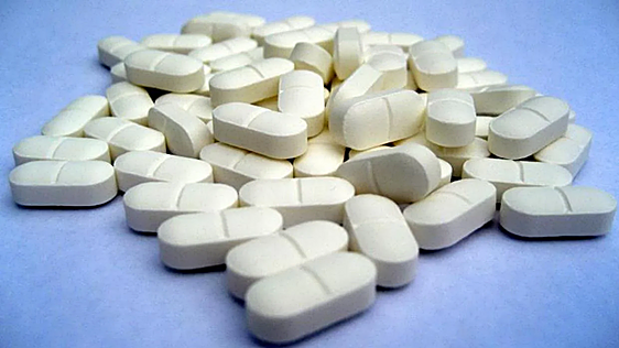 Mariano Giménez, farmacéutico: «Para un dolor puntual de cabeza, toma ibuprofeno de 400 gramos. El de 600 tiene el mismo efecto, pero duplica los efectos adversos»