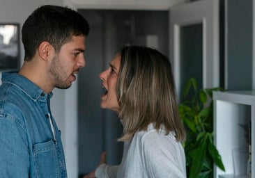 María Martín-Gamero, psicóloga: «Esperar a que tu pareja adivine tus necesidades genera más distancia»