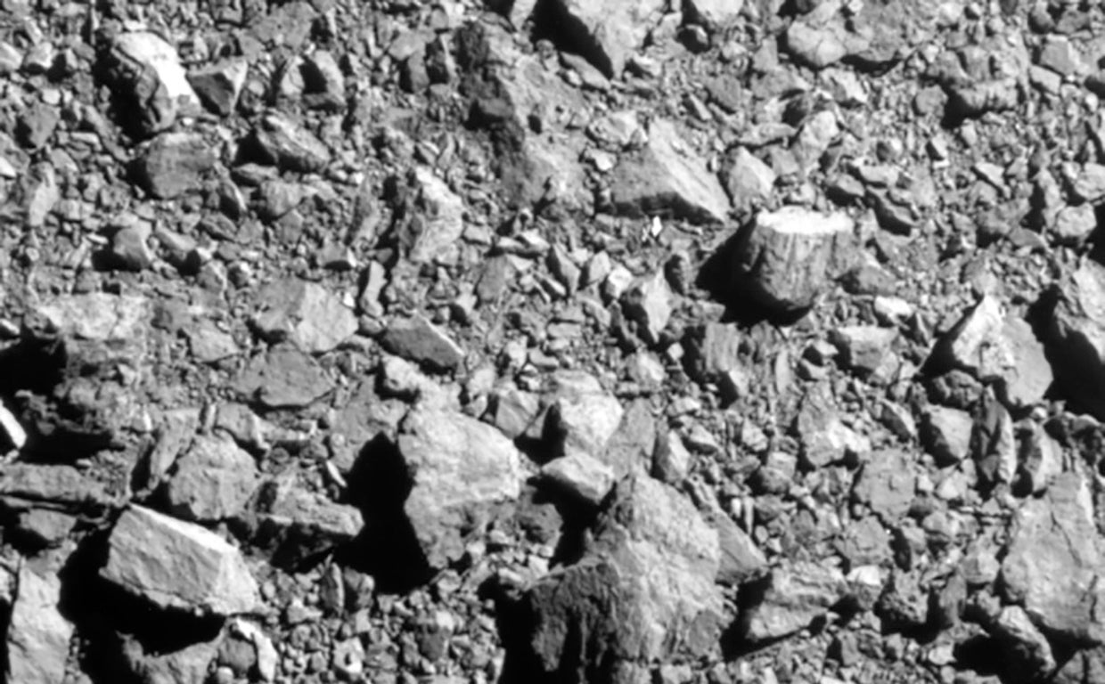 La última imagen completa del asteroide Dimorphos antes del impacto