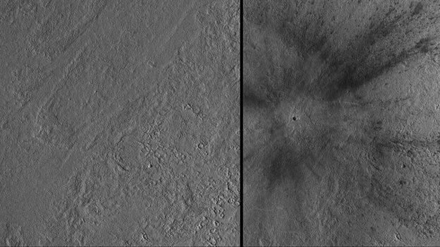 Este cráter de impacto de meteorito en Marte fue descubierto utilizando la cámara de contexto en blanco y negro a bordo del Mars Reconnaissance Orbiter de la NASA. La cámara de contexto tomó estas imágenes de antes y después del impacto, que ocurrió el 24 de diciembre de 2021, en una región de Marte llamada Amazonis Planitia.