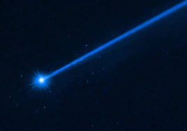 El Hubble detecta 37 rocas disparadas del asteroide que fue impactado por la NASA