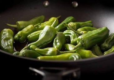 Pimientos de Padrón: la ciencia detrás de que unos piquen y otros no