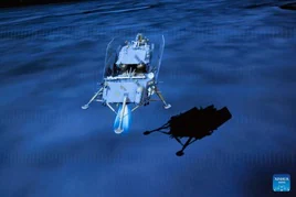 El cohete Long March 5, que transporta la sonda lunar de la misión Chang'e-6