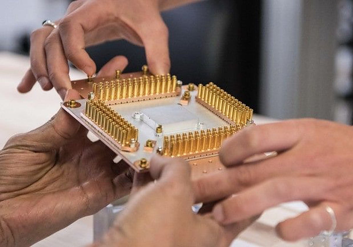 Procesador de la computadora cuántica Sycamore, de Google