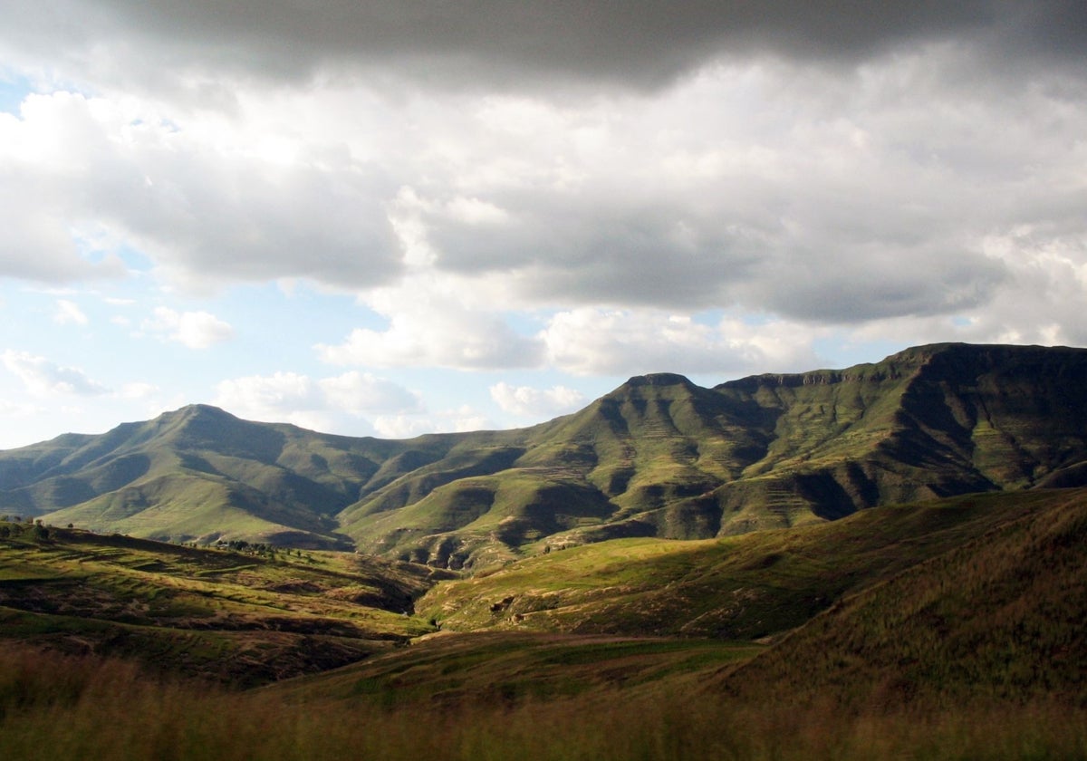 Las Tierras Altas de Lesotho en el sur de África, en la Meseta Central de la Gran Escarpa