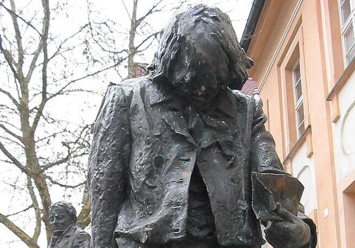 La estatua de Kaspar Hauser en Ansbach, la ciudad en la que murió