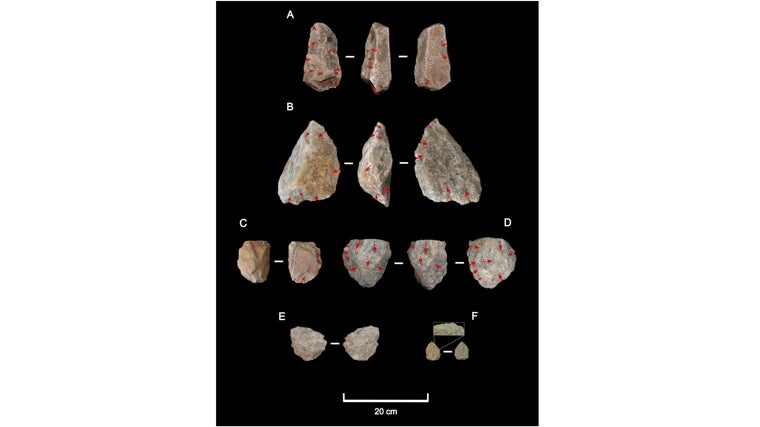 Herramientas de piedra de Engaji Nanyori