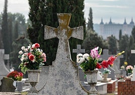 Descubren qué causa los misteriosos fuegos fatuos que aparecen en pantanos y cementerios