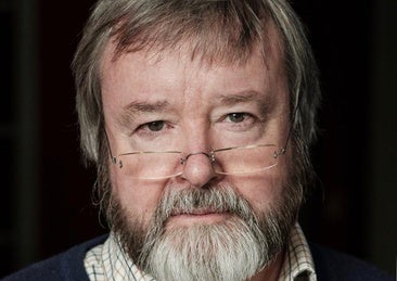 Iain McGilchrist, psiquiatra y neurocientífico: «Si no empezamos a pensar con el lado derecho del cerebro, estamos perdidos»