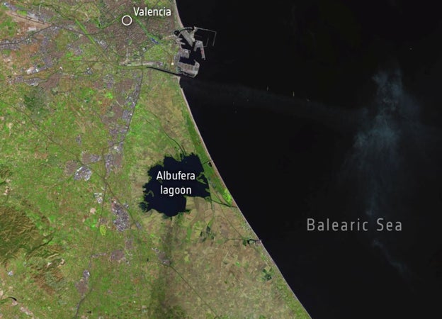 Imagen antes - Imágenes del antes y el después de la ciudad de Valencia tras la dana