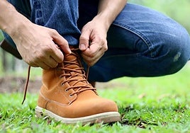 De los pies desnudos a los primeros zapatos con cordones