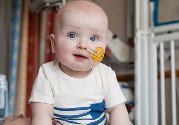 El bebé que sobrevivió gracias a la edición genética o la nueva IA china, entre los diez personajes científicos del año de 'Nature'