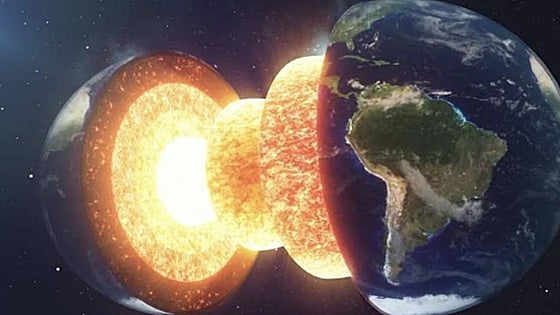 Una extraña estructura de capas oculta en el núcleo de la Tierra