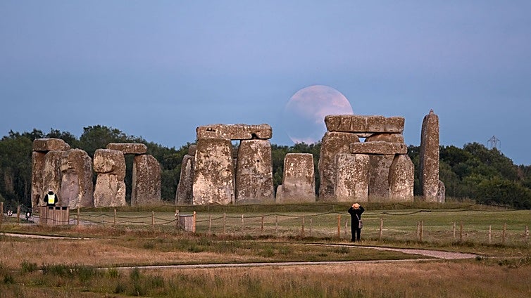 Superluna de enero y 'lunasticio': qué es, cuándo tendrá lugar y qué tiene de especial este evento astronómico